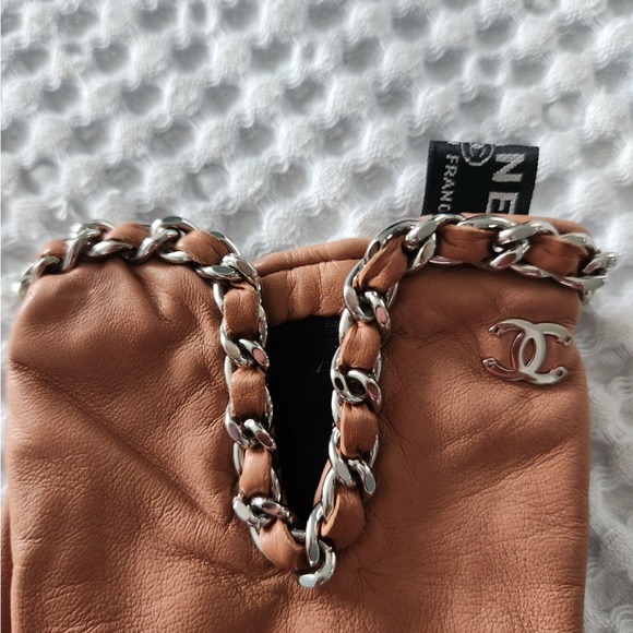 100% AUTHENTIC CHANEL GLOVES BRAND NEW - MADE IN FRANCE - Picture 6 of 7